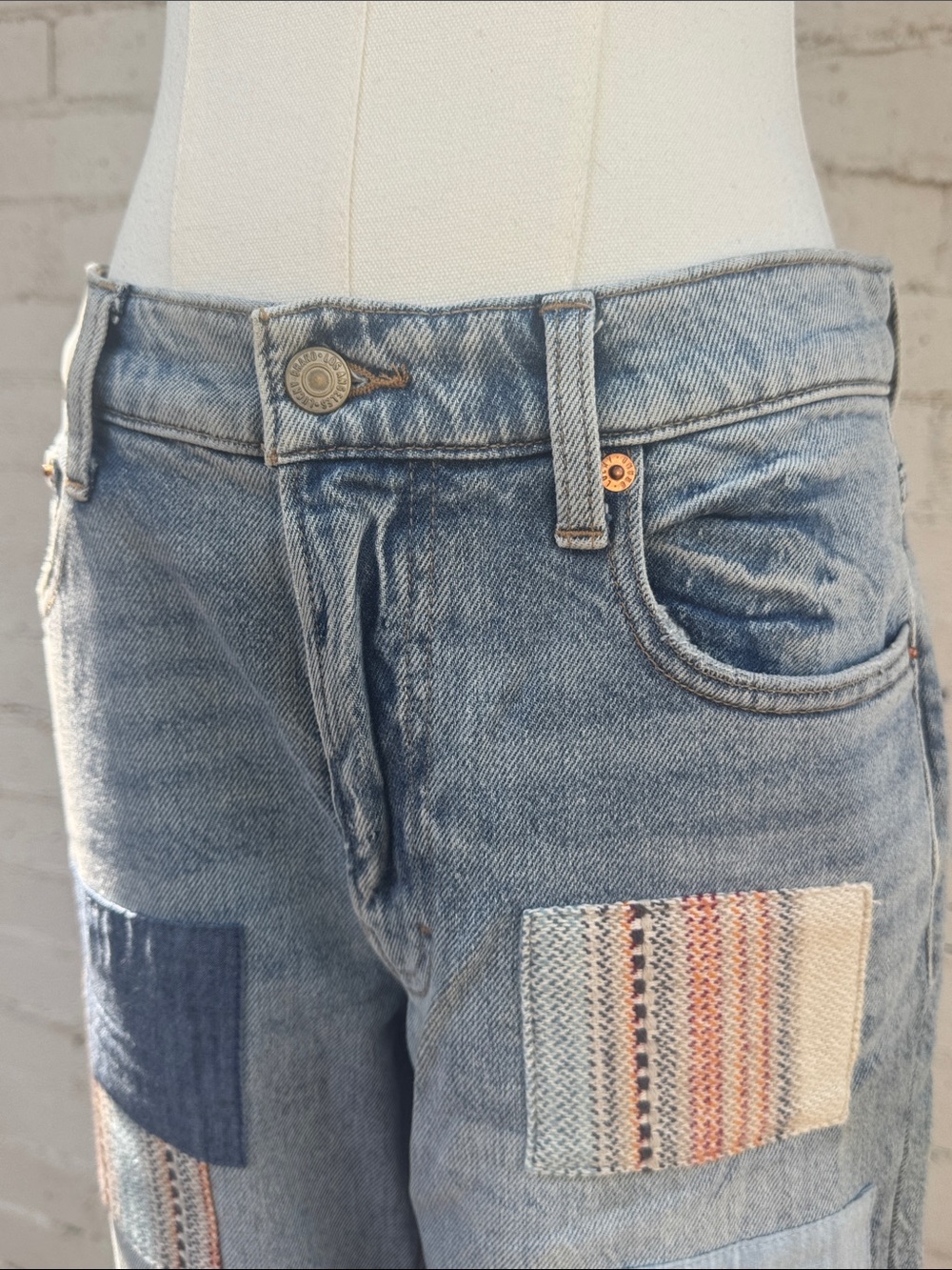 Lucky Legend Boyfriend Mid Rise Relaxed Straight Jeans Patchwork Size 26 - Picture 9 of 16